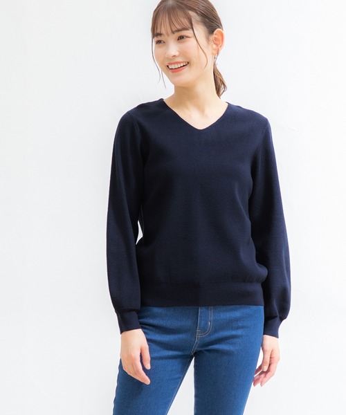 Honeys（ハニーズ）の「抗菌Ｖネックニット（ニット/セーター・レディース・モカ/ブラック/アイボリー/グリーン/イエロー×グリーン/ブルー/ネイビー/レッド・L/LL/S/M）」の19枚目の写真