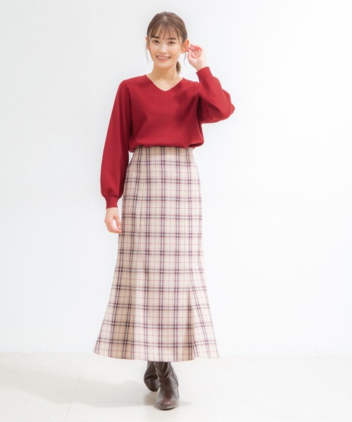 Honeys（ハニーズ）の「抗菌Ｖネックニット（ニット/セーター・レディース・モカ/ブラック/アイボリー/グリーン/イエロー×グリーン/ブルー/ネイビー/レッド・L/LL/S/M）」の21枚目の写真