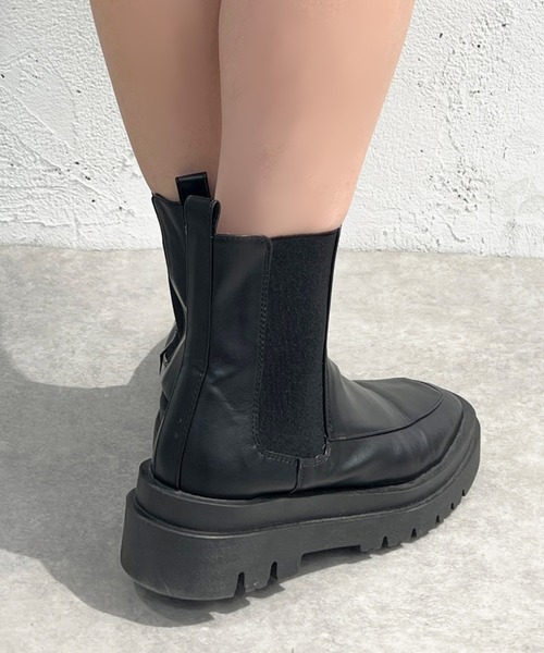 apres jour mignon(アプレジュールミニョン)の「サイドゴアブーツ【ZOZOTOWN限定アイテム】(ブーツ・レディース・ダークブラウン/ブラック/アイボリー/グリーン・MEDIUM/SMALL/X-LARGE/LARGE)」の14枚目の写真