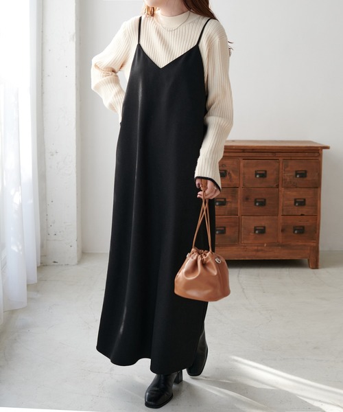 DISCOAT（ディスコート）の「テックウールストレッチVキャミワンピース（ワンピース・レディース・ブラック/ブラウン/イエロー・FREE）」の6枚目の写真