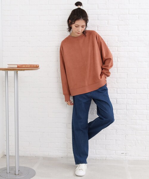 SHOO・LA・RUE（シューラルー）の「◆サイドにスリット入りで抜け感あり！スエード調トップス（Tシャツ/カットソー・レディース・ブルー/ブラック/アイボリー/ピンク系/ベージュ・00）」の14枚目の写真