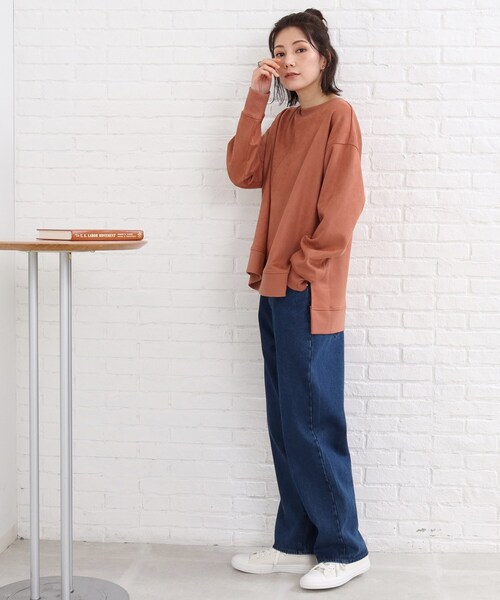 SHOO・LA・RUE（シューラルー）の「◆サイドにスリット入りで抜け感あり！スエード調トップス（Tシャツ/カットソー・レディース・ブルー/ブラック/アイボリー/ピンク系/ベージュ・00）」の15枚目の写真