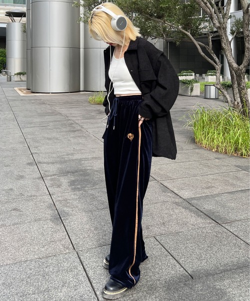 sedacle(セダクル)の「ベロアフレアパンツ(その他パンツ・メンズ・ブラウン/ネイビー・LARGE/MEDIUM)」の15枚目の写真