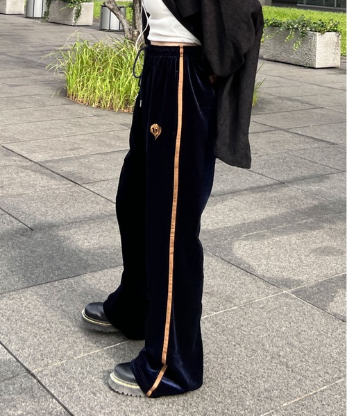 sedacle(セダクル)の「ベロアフレアパンツ(その他パンツ・メンズ・ブラウン/ネイビー・LARGE/MEDIUM)」の12枚目の写真