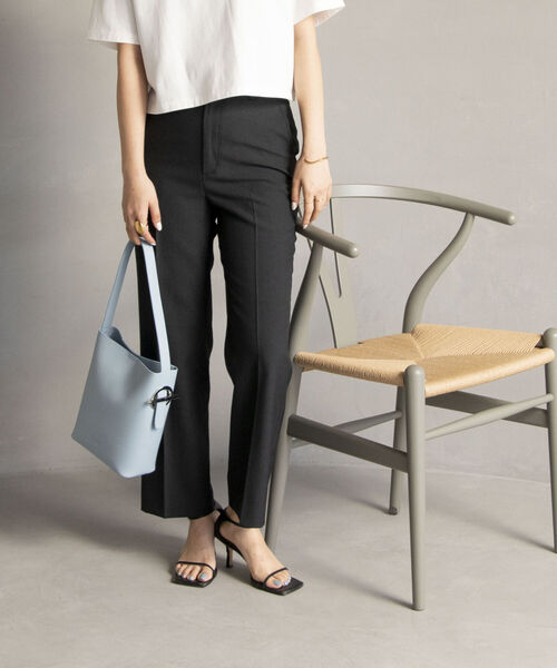 NOLLEY’S Sophi（ノーリーズソフィ）の「メタルマンテルワンハンドルバッグS（トートバッグ・レディース・ホワイト/グレー/サックスブルー/ピンクベージュ・FREE）」の10枚目の写真