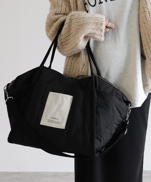 reca（レカ）の「ウェーブキルトワイド2wayトート（トートバッグ・レディース・ブラック/カーキ/ベージュ・ONE SIZE）」の2枚目の写真