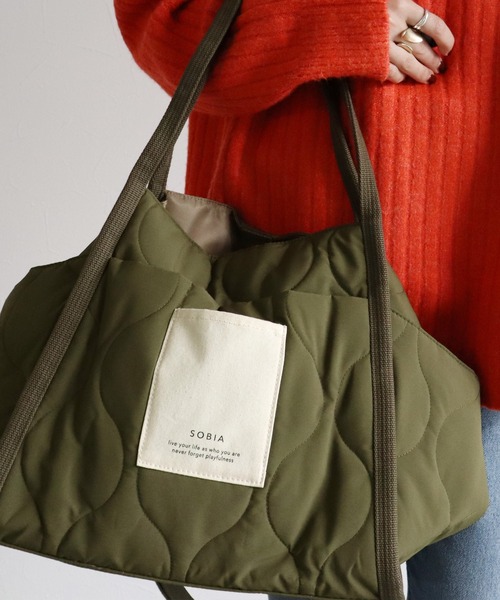 reca（レカ）の「ウェーブキルトワイド2wayトート（トートバッグ・レディース・ブラック/カーキ/ベージュ・ONE SIZE）」の10枚目の写真