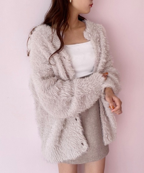 one after another NICE CLAUP（ワンアフターアナザーナイスクラップ）の「ふわふわ感があざと可愛い。フェザーロングクルーカーディガン（カーディガン/ボレロ・レディース・ベージュ/ライトグレー/ピンク/アイボリー・FREE）」の18枚目の写真