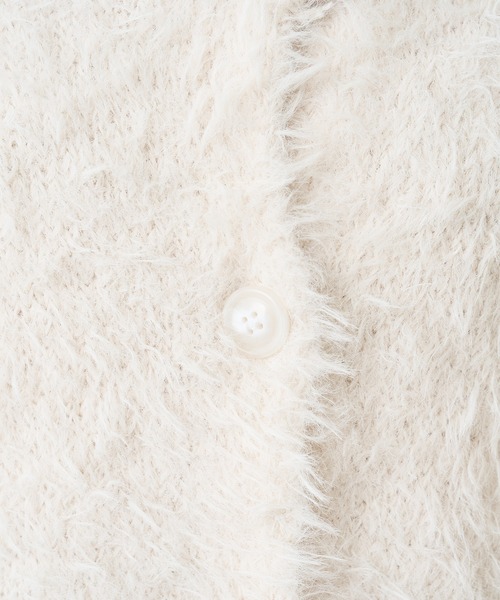 one after another NICE CLAUP（ワンアフターアナザーナイスクラップ）の「ふわふわ感があざと可愛い。フェザーロングクルーカーディガン（カーディガン/ボレロ・レディース・ベージュ/ライトグレー/ピンク/アイボリー・FREE）」の16枚目の写真