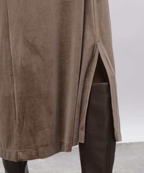 LAKOLE（ラコレ）の「ベロアキャミワンピース / 174828（ワンピース・レディース・ブラック/ブラウン系その他/ラベンダー・SMALL/MEDIUM）」の8枚目の写真