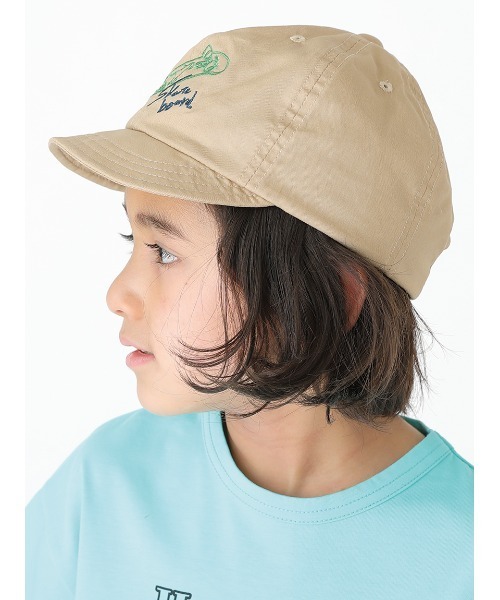 HAKKA KIDS（ハッカキッズ）の「スケボー恐竜刺しゅう日よけ付きキャップ（キャップ・キッズ・ベージュ/ネイビー・M/L）」の14枚目の写真