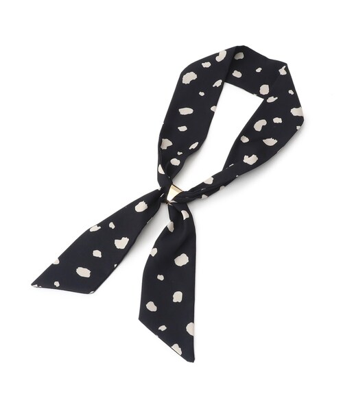 OPAQUE.CLIP（オペークドットクリップ）の「◆ナロースカーフ【スカーフリング付】（バンダナ/スカーフ・レディース・ブラック/ネイビー/ライトベージュ/オフホワイト・00）」の3枚目の写真