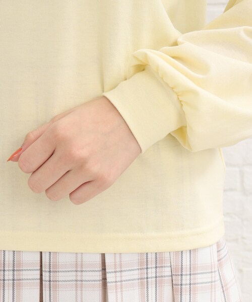 PINK-latte（ピンクラテ）の「◆【130cmサイズあり】定番人気商品♪ガーリーロゴロンT（Tシャツ/カットソー・キッズ・オフホワイト/サックスブルー/チャコールグレー/レモンイエロー・13/14/16/15 ）」の9枚目の写真