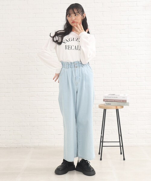 PINK-latte（ピンクラテ）の「◆【130cmサイズあり】定番人気商品♪ガーリーロゴロンT（Tシャツ/カットソー・キッズ・オフホワイト/サックスブルー/チャコールグレー/レモンイエロー・13/14/16/15 ）」の12枚目の写真