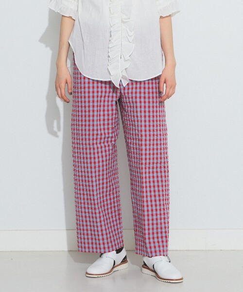 BEAMS BOY（ビームスボーイ）の「BEAMS BOY / ストレッチ サッカー ギンガムチェック スラックス 23SS（スラックス・レディース・レッド/ブラック・1/0）」の4枚目の写真