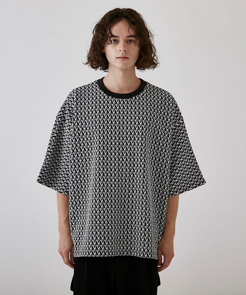 tk.TAKEO KIKUCHI(ティーケータケオキクチ)の「◆キカガクドルマンカットソー(Tシャツ/カットソー・メンズ・チャコール/ブラック系3・66/88)」の4枚目の写真