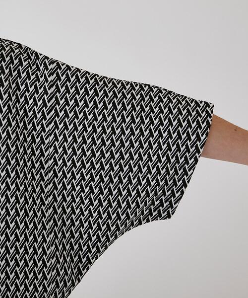 tk.TAKEO KIKUCHI(ティーケータケオキクチ)の「◆キカガクドルマンカットソー(Tシャツ/カットソー・メンズ・チャコール/ブラック系3・66/88)」の9枚目の写真