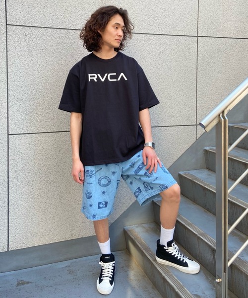 RVCA（ルーカ）の「【ムラサキスポーツ別注】RVCA/ルーカ バックプリントTシャツ クルーネックT/ルーズシルエット ロゴT/ピグメント加工 BD041-P21（Tシャツ/カットソー・メンズ・ダークオリーブ/スミクロ/ブラック/ホワイト・L/M/XL）」の13枚目の写真