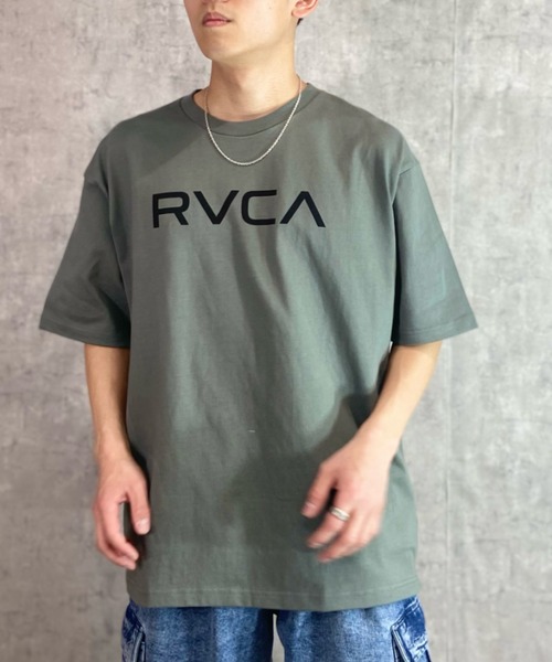 RVCA（ルーカ）の「【ムラサキスポーツ別注】RVCA/ルーカ バックプリントTシャツ クルーネックT/ルーズシルエット ロゴT/ピグメント加工 BD041-P21（Tシャツ/カットソー・メンズ・ダークオリーブ/スミクロ/ブラック/ホワイト・L/M/XL）」の8枚目の写真