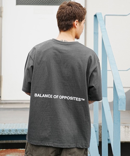 RVCA（ルーカ）の「【ムラサキスポーツ別注】RVCA/ルーカ バックプリントTシャツ クルーネックT/ルーズシルエット ロゴT/ピグメント加工 BD041-P21（Tシャツ/カットソー・メンズ・ダークオリーブ/スミクロ/ブラック/ホワイト・L/M/XL）」の18枚目の写真