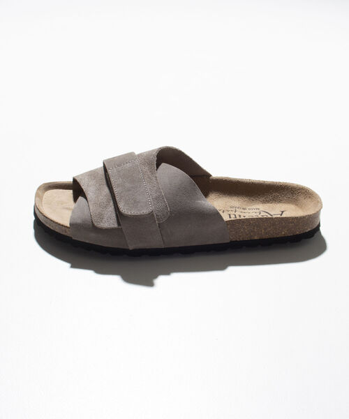 GLOSTER（グロスター）の「《WEB限定》【AUTENTI/オーテンティ】Suede Sandal スウェードレザーサンダル コンフォートサンダル（サンダル・メンズ・ブラック/ベージュ・40/41/42/43）」の4枚目の写真