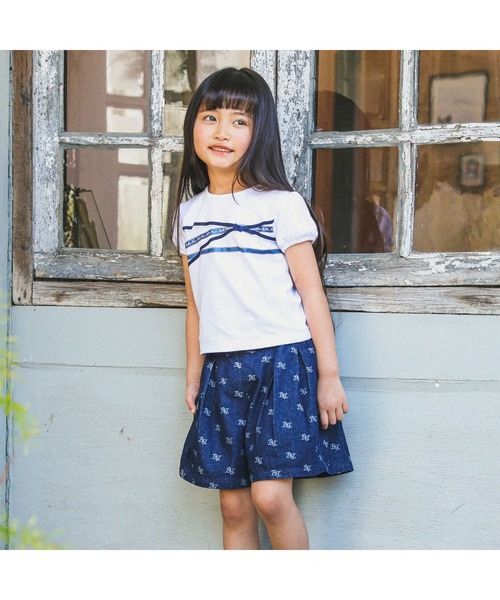 BeBe（ベベ）の「BeBe/リボンプリントTシャツ(90~150cm)（Tシャツ/カットソー・キッズ・ホワイト/ネイビー・150/140/90/110/100/120/130）」の4枚目の写真