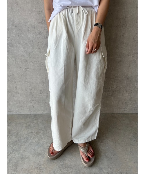owndaily(オンデイリー)の「ホワイトカーゴパンツ ミリタリーパンツ スノーカーゴパンツ コットンパンツ(デニムパンツ・レディース・ホワイト・FREE)」の6枚目の写真