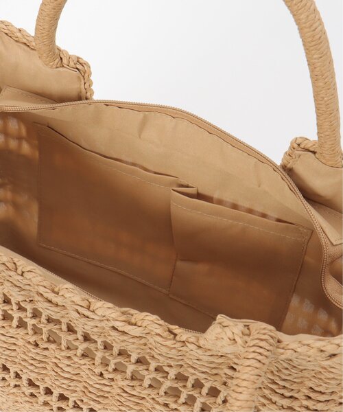 LBC（エルビーシー）の「デザイン編みスクエアトートバッグ（かごバッグ・レディース・ベージュ/グリーン系その他・FREE）」の12枚目の写真