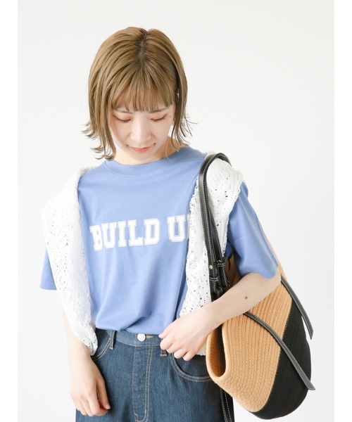 Samansa Mos2 blue(サマンサモスモスブルー)の「ロゴTシャツ(Tシャツ/カットソー・レディース・ピンク/イエロー/チャコール/オフホワイト/ブルー・フリ-)」の4枚目の写真