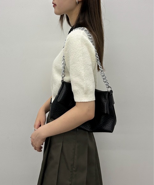 EPIMI E'PIMMY（エピミエピミー）の「配色カラーポロニット（ポロシャツ・レディース・ネイビー/ピンクベージュ/オフホワイト・MEDIUM）」の16枚目の写真