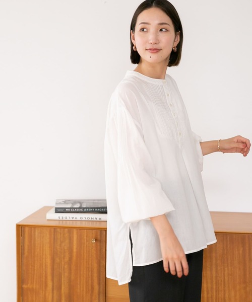 URBAN RESEARCH Sonny Label(アーバンリサーチサニーレーベル)の「コットンタックドレスシャツ(シャツ/ブラウス・レディース・ブラック/オフホワイト/ブルー・FREE)」の9枚目の写真