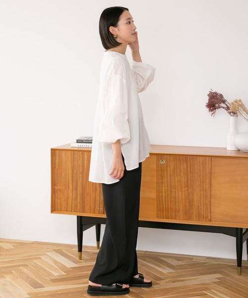 URBAN RESEARCH Sonny Label(アーバンリサーチサニーレーベル)の「コットンタックドレスシャツ(シャツ/ブラウス・レディース・ブラック/オフホワイト/ブルー・FREE)」の14枚目の写真