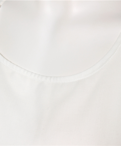 AZUL by moussy（アズールバイマウジー）の「サイド結びノースリPO（タンクトップ・レディース・オフホワイト/ネイビー・MEDIUM/SMALL）」の5枚目の写真