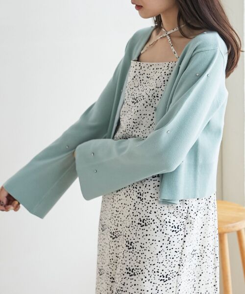 MAJESTIC LEGON(マジェスティックレゴン)の「リボンブローチセットビジューカーデ(カーディガン/ボレロ・レディース・ブラック/グレー/ピンク/ライトグリーン/アイボリー・MEDIUM)」の10枚目の写真