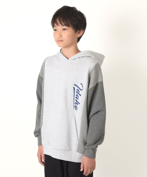GLAZOS(グラソス)の「【毛玉になりにくい/しっかり素材】裏毛・縦切り替えプリントパーカー(パーカー・キッズ・ネイビー/ブラック/ホワイト・160cm/140cm/150cm/170cm)」の6枚目の写真