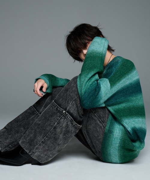 ADRER（アドラー）の「【23AW】ADRER Premium Fuwamochi Knit / ADRER 極上フワモチニット（ニット/セーター・メンズ・ダークブラウン/ブラック/ベージュ/ライトパープル/ホワイト/ワインレッド/グレー/ミント/ブルー系その他/ブラック系その他/グリーン系その他/オレンジ系その他/レッド系その他/パープル/レッド/モカ/レオパード/ブラウン系その他/ベージュ系その他・MEDIUM/LARGE/SMALL/X-SMALL）」の20枚目の写真