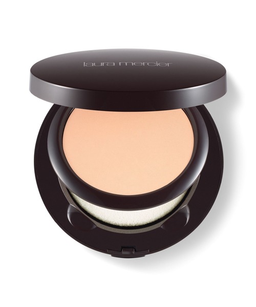 LAURA MERCIER（ローラメルシエ）の「スムースフィニッシュ　ファンデーションパウダー（ファンデーション・レディース・06 ベージュオークル/05 オークル/02 明るいピンクオークル/01 明るいオークル/03 明るいピンク/04 ピンクオークル/08 やや健康的なベージュオークル・FREE）」の4枚目の写真