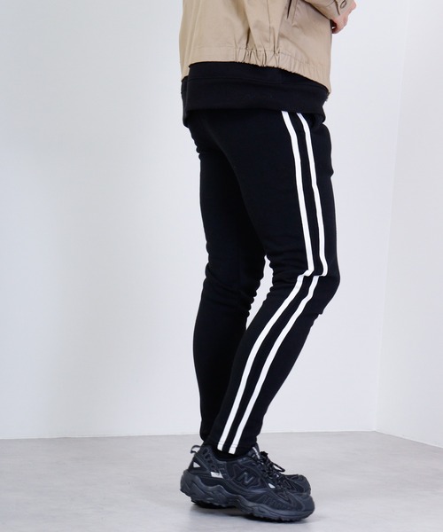 FUNALIVE（ファンアライブ）の「2line brushed lining skinny pants / 2ライン裏起毛スキニーパンツ unisex（その他パンツ・メンズ・ベージュ/杢グレー/ブラック×ベージュ/ブラック×ホワイト/オレンジ/ブラック×ブルー/ブラック系/サックスブルー・L/XL/M）」の2枚目の写真
