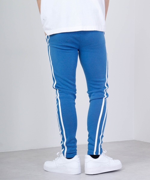 FUNALIVE（ファンアライブ）の「2line brushed lining skinny pants / 2ライン裏起毛スキニーパンツ unisex（その他パンツ・メンズ・ベージュ/杢グレー/ブラック×ベージュ/ブラック×ホワイト/オレンジ/ブラック×ブルー/ブラック系/サックスブルー・L/XL/M）」の14枚目の写真