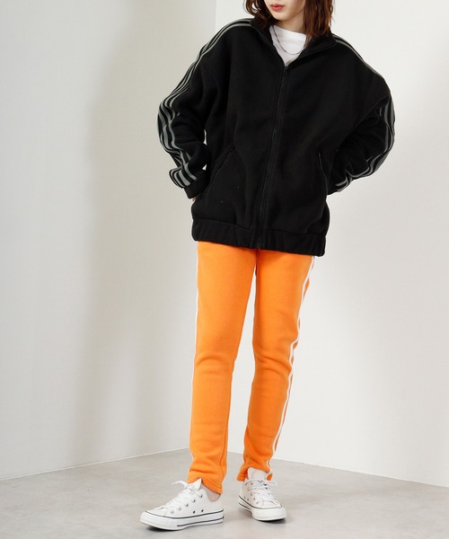 FUNALIVE（ファンアライブ）の「2line brushed lining skinny pants / 2ライン裏起毛スキニーパンツ unisex（その他パンツ・メンズ・ベージュ/杢グレー/ブラック×ベージュ/ブラック×ホワイト/オレンジ/ブラック×ブルー/ブラック系/サックスブルー・L/XL/M）」の21枚目の写真