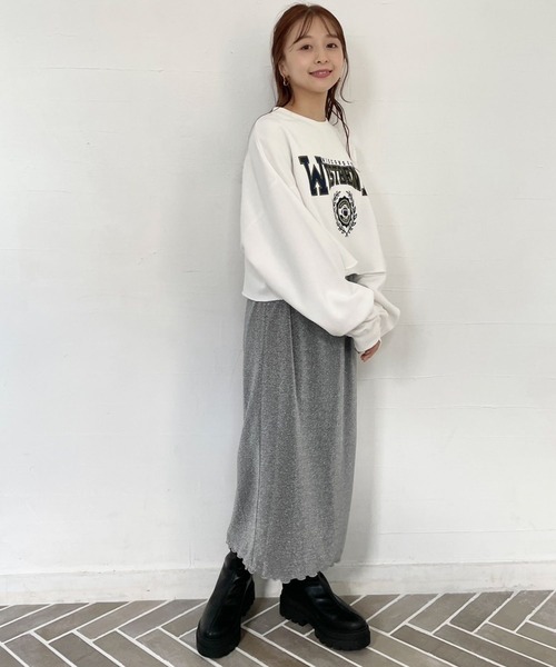 LOWRYS FARM(ローリーズファーム)の「アメフトカレッジショートLS 976829(スウェット・レディース・アイボリー/グレー/チャコールグレー/グリーン・FREE)」の10枚目の写真