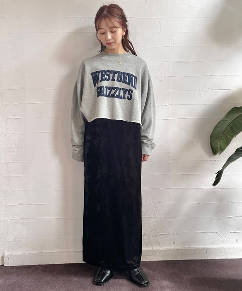 LOWRYS FARM(ローリーズファーム)の「アメフトカレッジショートLS 976829(スウェット・レディース・アイボリー/グレー/チャコールグレー/グリーン・FREE)」の13枚目の写真