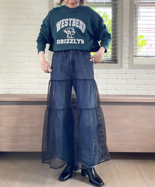 LOWRYS FARM(ローリーズファーム)の「アメフトカレッジショートLS 976829(スウェット・レディース・アイボリー/グレー/チャコールグレー/グリーン・FREE)」の18枚目の写真