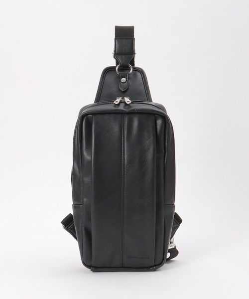 ikka（イッカ）の「GPレザータッチボディバッグ（ボディバッグ/ウエストポーチ・メンズ・ブラック/ダークブラウン/ネイビー・FREE）」の2枚目の写真