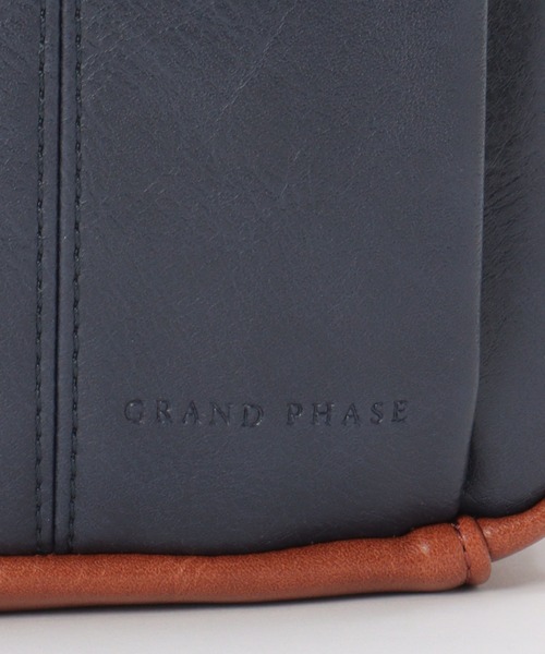 ikka（イッカ）の「GPレザータッチボディバッグ（ボディバッグ/ウエストポーチ・メンズ・ブラック/ダークブラウン/ネイビー・FREE）」の13枚目の写真