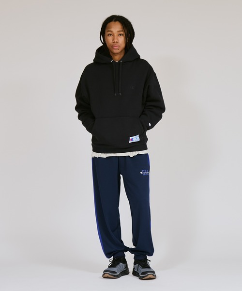 Champion(チャンピオン)の「【Champion/チャンピオン】メンズ アクションスタイル フーデッドスウェットシャツ(パーカー・メンズ・ダークグリーン/グレー/バーガンディー/ネイビー/ブラック/オートミール/ダークブラウン・X-LARGE/LARGE/MEDIUM/SMALL/XX-LARGE)」の14枚目の写真