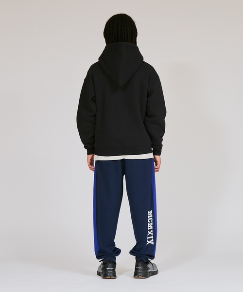 Champion(チャンピオン)の「【Champion/チャンピオン】メンズ アクションスタイル フーデッドスウェットシャツ(パーカー・メンズ・ダークグリーン/グレー/バーガンディー/ネイビー/ブラック/オートミール/ダークブラウン・X-LARGE/LARGE/MEDIUM/SMALL/XX-LARGE)」の10枚目の写真