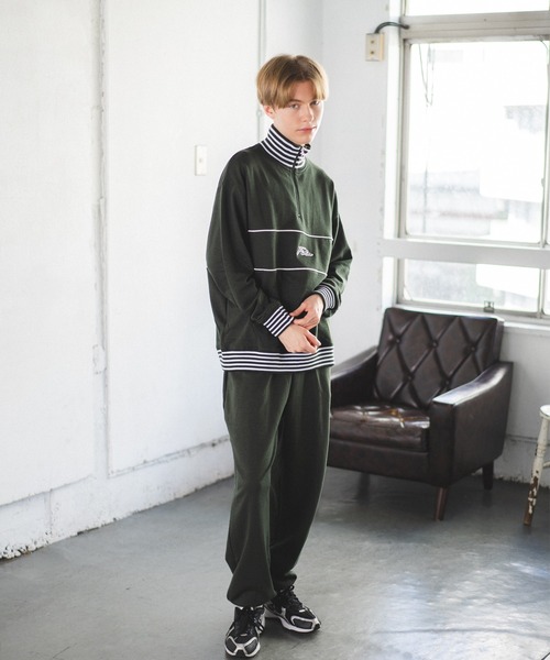 FILA(フィラ)の「【FILA】リブラインハーフ ZIP プルオーバー(スウェット・メンズ・ブラック/ブルー/カーキ・M/L/LL)」の5枚目の写真