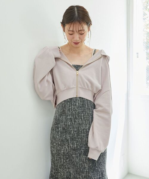 MAJESTIC LEGON（マジェスティックレゴン）の「ショートジップアップパーカー（パーカー・レディース・ライトグレー/アイボリー/ピンクベージュ・MEDIUM）」の21枚目の写真
