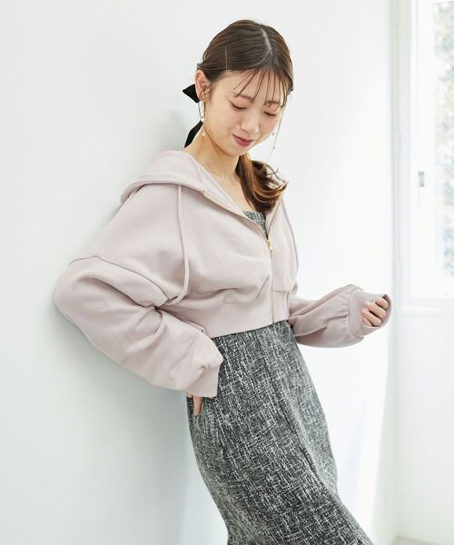 MAJESTIC LEGON（マジェスティックレゴン）の「ショートジップアップパーカー（パーカー・レディース・ライトグレー/アイボリー/ピンクベージュ・MEDIUM）」の22枚目の写真